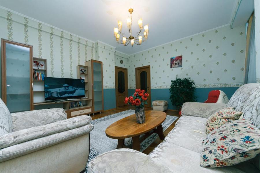 Three-room At The Polytechnic Institute דירה *